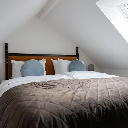 Luxury In Bergen's Gastronomic District *