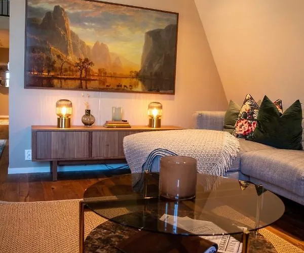 Luxury In Bergen's Gastronomic District